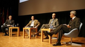 Participantes en la mesa de debate