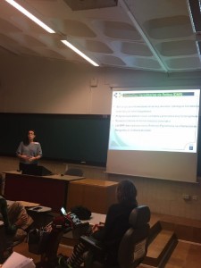 Ana Toledo presenta el trabajo sobre empoderamiento del paciente en distrofias hereditarias de retina