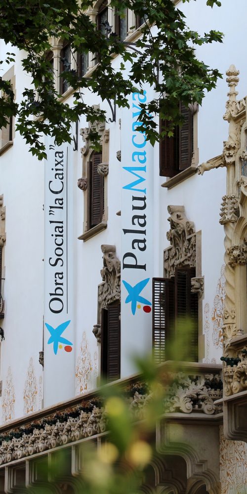 El Palau Macaya acogió un ciclo de reflexiones de la Fundación La Caixa centrado en la perspectiva de los pacientes y la sociedad en las decisiones clínicas.