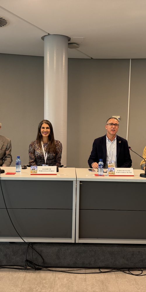 Mesa «Valores que innovan la ética asistencial» en el XLII Congreso SECA, en Gijón. De izquierda a derecha: Javier Sánchez Caro, Lilisbeth Perestelo-Pérez, Pablo Ignacio Fernández Muñiz y Ana Martí Delgado.
